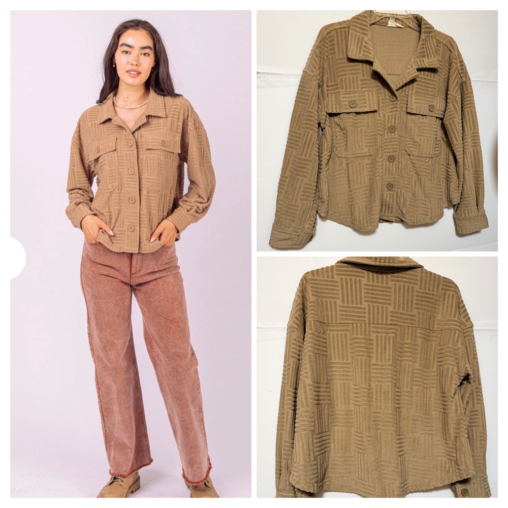 New In Textured Button Down Shirt Waffle Knit M Tan Pockets Shacket Boho Cabin